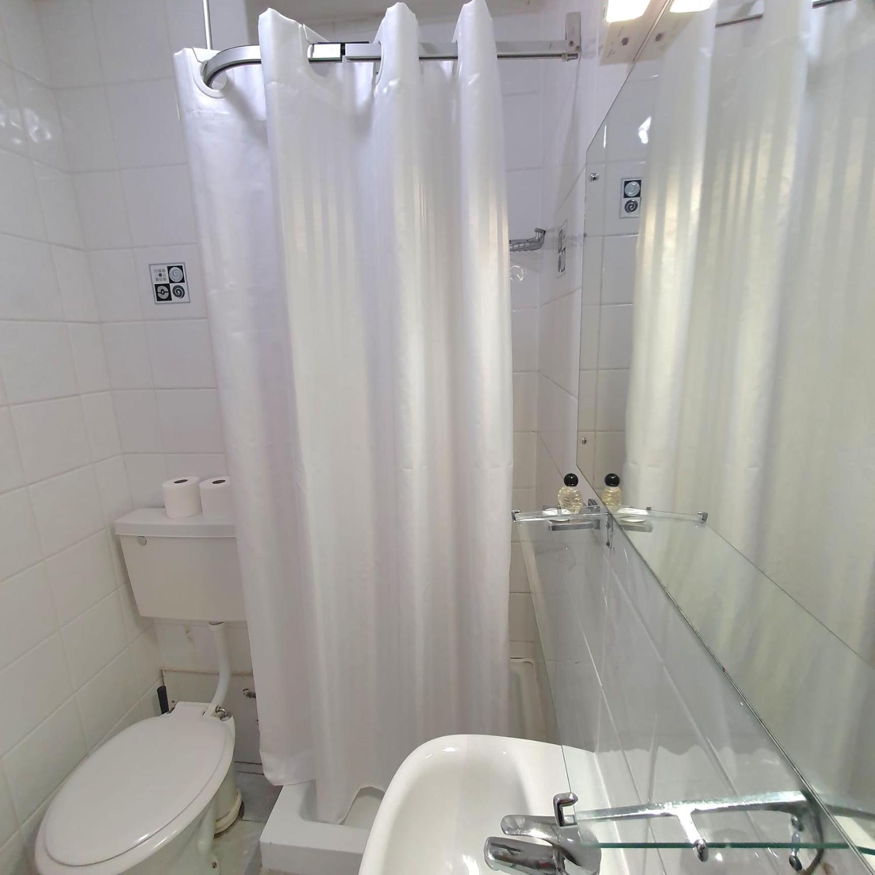Oliver Hotel Лондон Экстерьер фото
